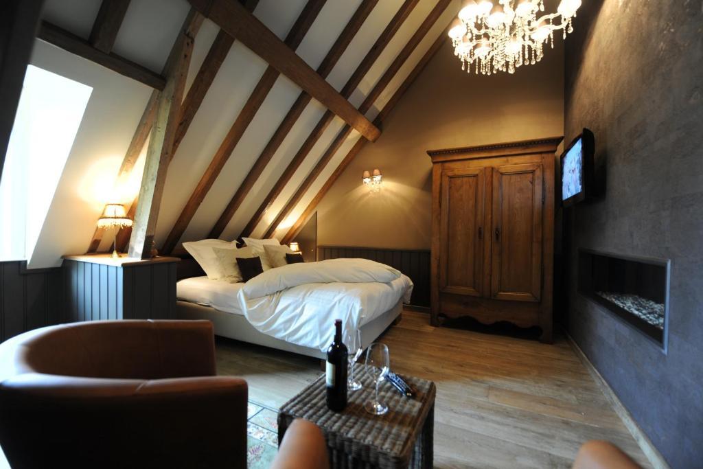 B&B De Rentmeesterhoeve Reningelst Habitación foto